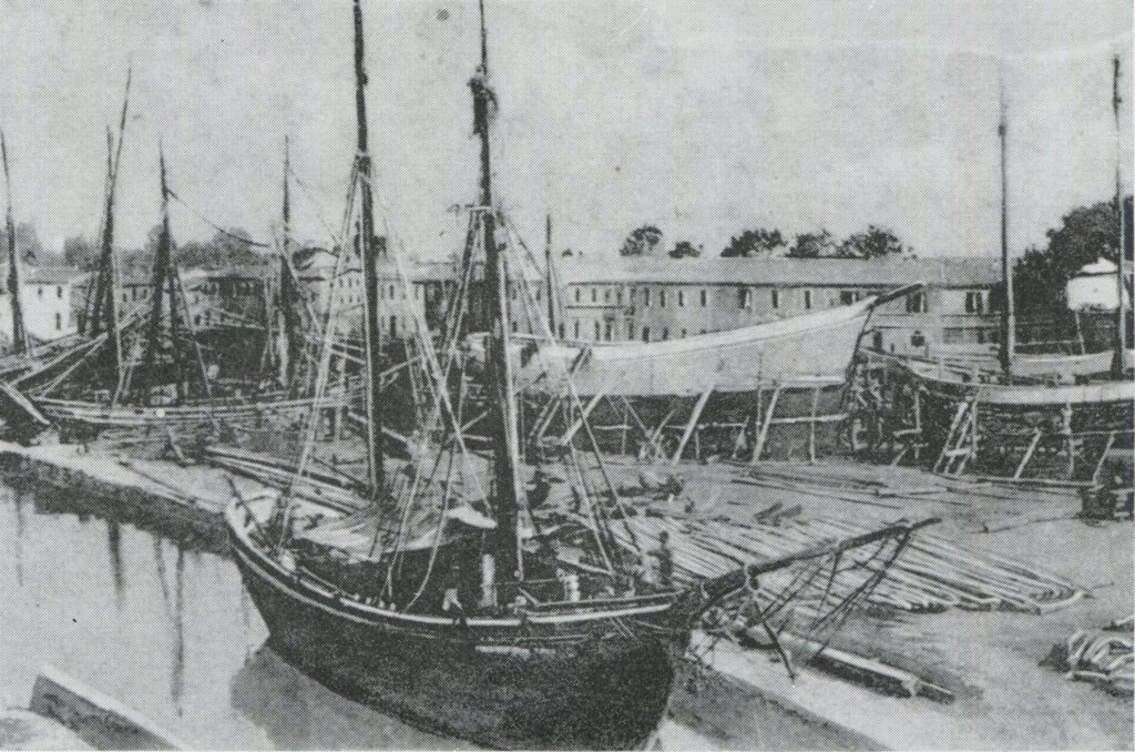 1880 DARSENA LUCCA CANTIERI BENETTI scaled 2